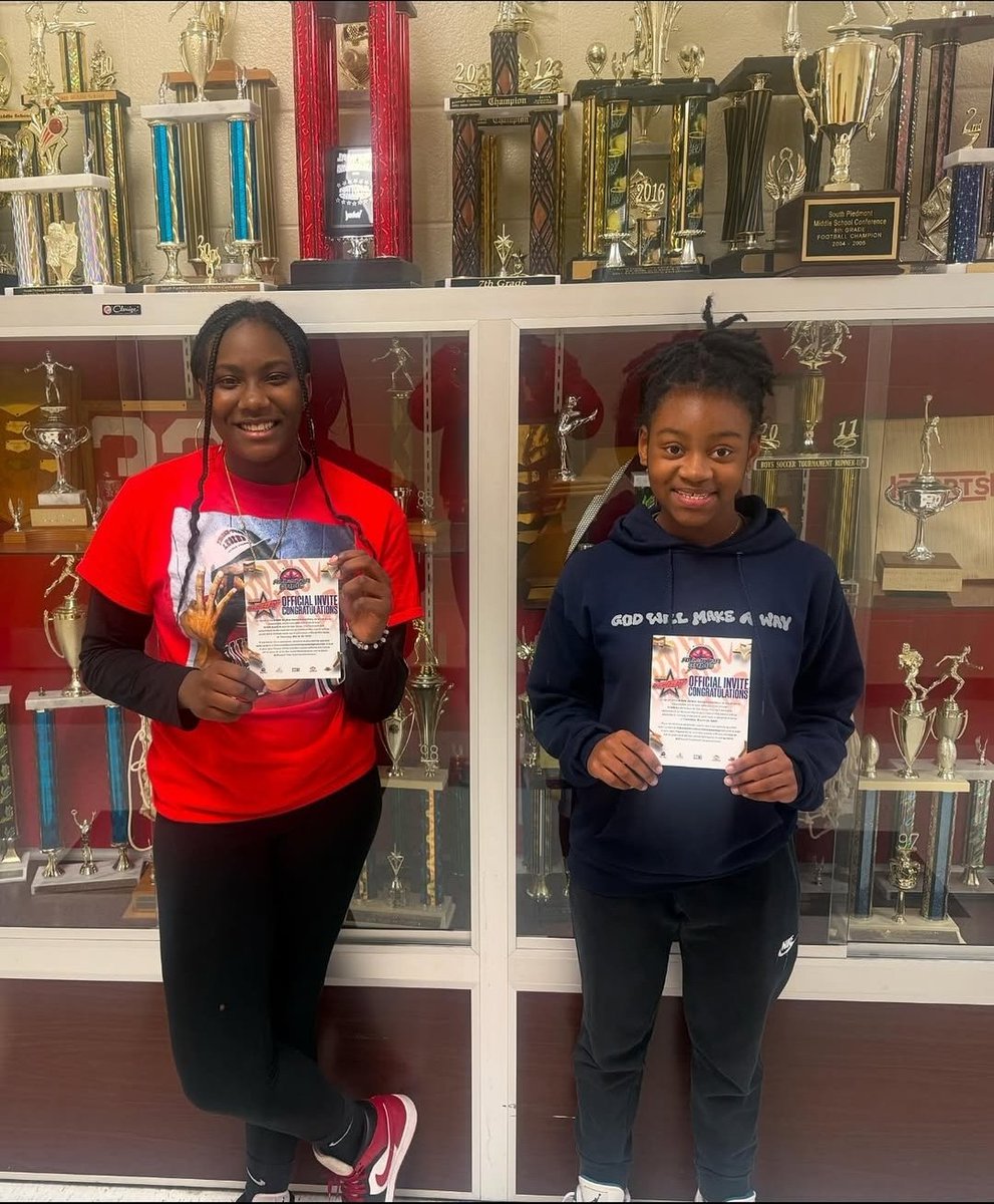 Proud of you 2!! 6th graders battling 7th/8th graders and not backing down. Two of many that are working hard to make a difference once they reach high school. Look out for MHS ladies  basketball in the coming years. <a href="/cbbost/">Courtney Byrd Bost</a> <a href="/CghrMedia/">CGHRMedia</a>