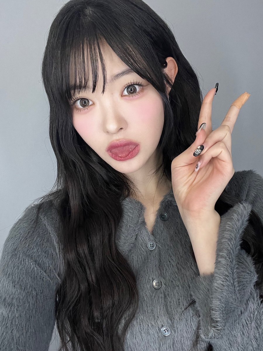 😛✌️ #tripleS #트리플에스 #トリプルS #トリプルエス #トエス #Lynn