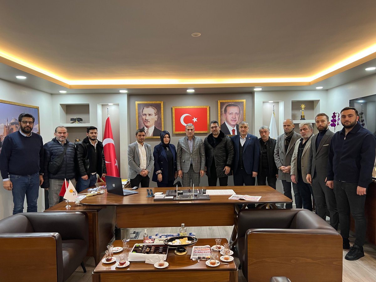 erdemkocoglutr's tweet photo. #Ordu, Karadeniz’in yeşiliyle mavisini kucaklayan, doğanın cömertliğini her köşesinde hissettiren bir şehir. 

Çekmeköy Ordulular Derneği Başkanı Sedat Erdem ve değerli yönetim kurulu üyeleri, ilçe başkanlığımızda misafirimiz oldular. 

Karadeniz’in samimi insanları ve sımsıcak misafirperverliği ise o şehri daha da unutulmaz kılıyor.