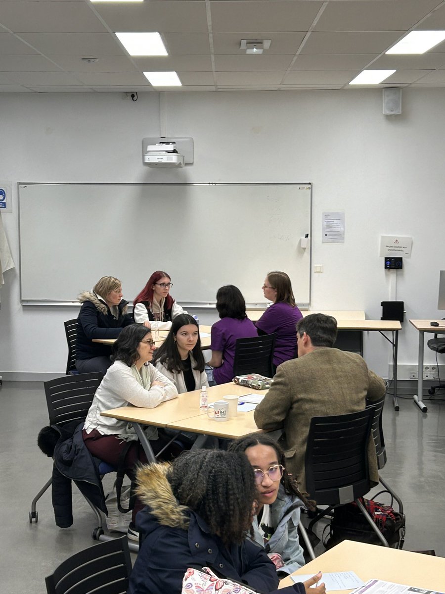 IUT de Ville d'Avray tweet media