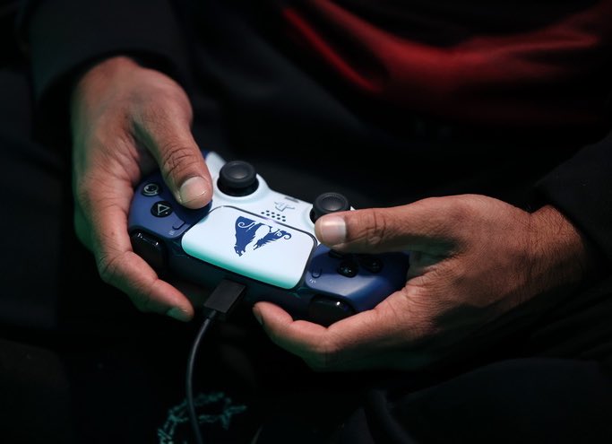 KunFps_'s tweet photo. time to hang the controller, it’s been a fun ride 🫡✌🏽 https://t.co/5Psilxvt47
