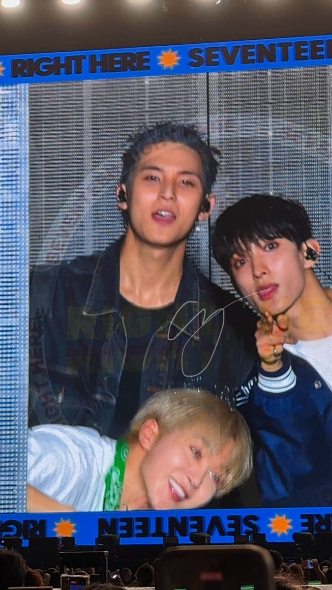 ciecie_ilwbl_'s tweet photo. Sweeter than ever after fight 🧏🏻‍♀️🧏🏻‍♀️🧏🏻‍♀️ #seokgyu #gyukyeom https://t.co/tnI5cJYsda