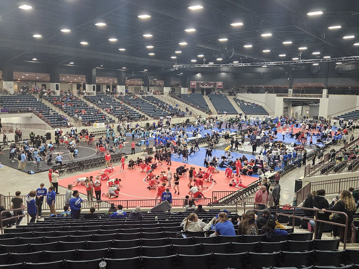 36 boys teams and 8 girls teams are competing today in the state dual championships.  We will crown champions in 1A,2A,3A, and girls! Good luck to all