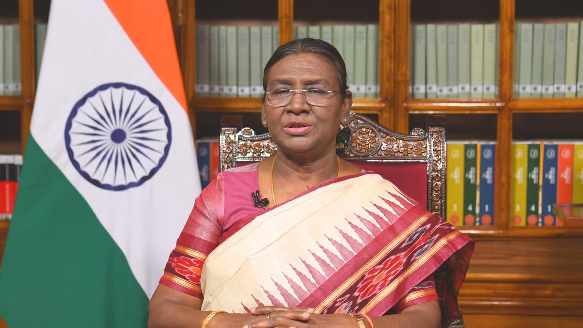 UpendrraRai's tweet photo. President #DroupadiMurmu addresses the nation on the eve of the #76thRepublicDay . https://t.co/FIwKjqiijz