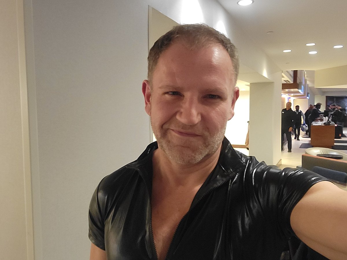 Excited to get down to Tampa Orlando area Feb 6th to 13th. Who wants to meet up 😈
#dmvfreaks #dcfreaks #rvafreaks #vagay #vafreaks #dmvcruisers #dctops #pgfreaks #dctops #dcbottoms #dcgay #tampagay #Orlandogay #mal2025