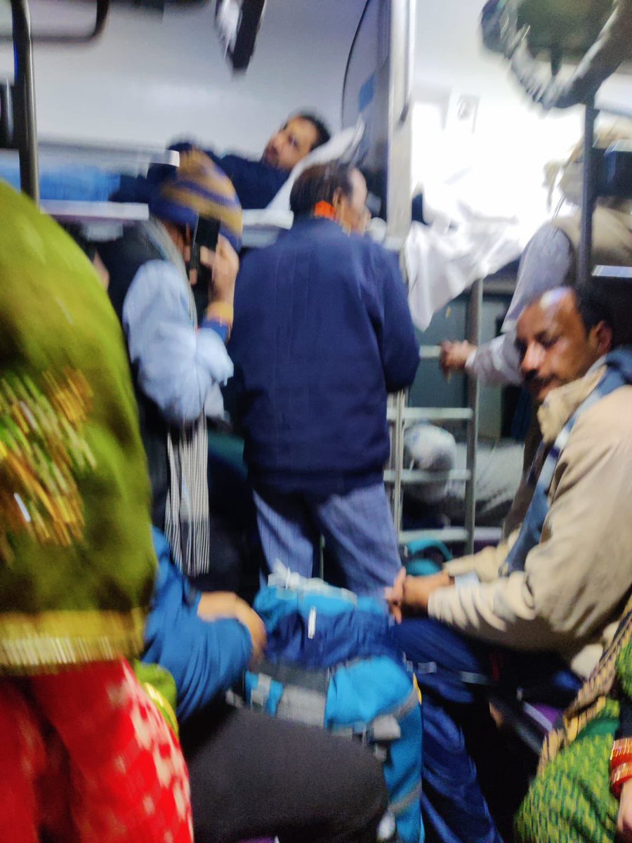 manishrathi3's tweet photo. @RailwaySeva @RailMinIndia @PMOIndia @NWRailways 
Train no 14115 
Trains are so overcrowded that unreserved passengers are taking reserved seats in 3AC coaches, including mine. This is unfair and needs to be fixed urgently to ensure comfort and safety for paying passengers https://t.co/fA6Jb02AqD