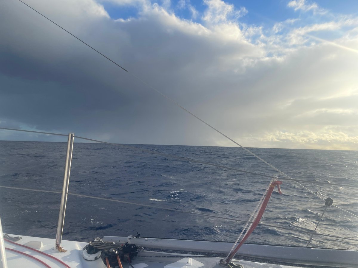 Isabelle Joschke - Skipper MACSF (@isabellejoschke) on Twitter photo ๐ฎโ๐จ "๐๐ ๐ก๐ ๐ฆ๐จ๐๐ฆ ๐ฃ๐๐ฆ ๐๐จ ๐๐ข๐จ๐ง ๐๐ ๐ ๐๐ฆ ๐ฃ๐๐๐ก๐๐ฆ"
๐จ๏ธ "Ces deux derniers jours, cโรฉtait infernal ! Lโalizรฉ รฉtait en furie ! Quand je regarde la mรฉtรฉo, je constate ร quel point il va falloir beaucoup patienter avant de retrouver du vent..." ๐ฎโ๐จ "๐๐ ๐ก๐ ๐ฆ๐จ๐๐ฆ ๐ฃ๐๐ฆ ๐๐จ ๐๐ข๐จ๐ง ๐๐ ๐ ๐๐ฆ ๐ฃ๐๐๐ก๐๐ฆ"
๐จ๏ธ "Ces deux derniers jours, cโรฉtait infernal ! Lโalizรฉ รฉtait en furie ! Quand je regarde la mรฉtรฉo, je constate ร quel point il va falloir beaucoup patienter avant de retrouver du vent..."