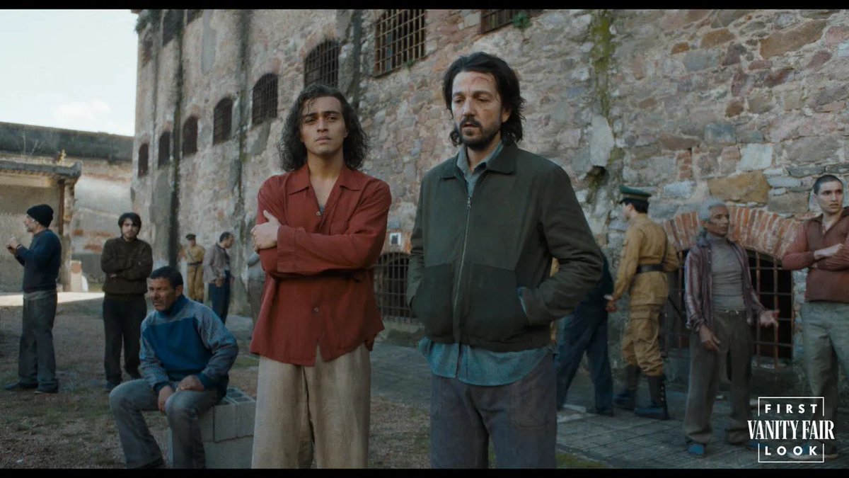 DiscussingFilm's tweet photo. First look at Bill Condon’s ‘KISS OF THE SPIDER-WOMAN’, starring Jennifer Lopez and Diego Luna.

The film follows a man who tries to escape the horrors of his imprisonment by imagining films starring a classic screen actress named Ingrid Luna

(Source: https://t.co/6xbePqEJhJ) https://t.co/RcAE0Tut87