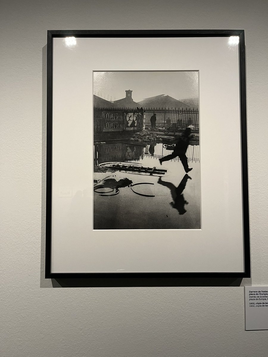 aalcaniz's tweet photo. #Últimosdías para visitar #KBrCartierBresson en @KBrfmapfre 😍 Un recorrido exhaustivo por la increíble obra del icónico fotoperiodista que cambió la historia de la fotografía para siempre con su mirada y el “instante decisivo”. ¡Una maravilla! https://t.co/CxJRZV6uzp