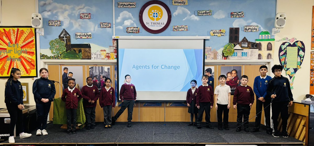 BrightLeadLaura's tweet photo. The Agents for Change at @StThomas_CE designed and delivered a fantastic assembly this week promoting their upcoming sponsored silence 🤫 

They’re raising money to send to the Khaya Centre in Johannesburg. 

#AgentsForChange⚡️
#BrightLeaders💡 https://t.co/ghN7tQDfB4