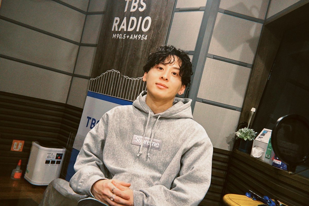 radio_talkabout's tweet image. ⚡️今週の #工藤大輝 選曲⚡️
🔊 #FUNKEYS / #Da_iCE feat.#和田アキ子
👉radiko.jp/share/?sid=TBS…

Mステに出演！
工藤「本当に和田アキ子さんと一緒に出たかったんです！」
#Da_iCE #TBSラジオ #トークアバウト