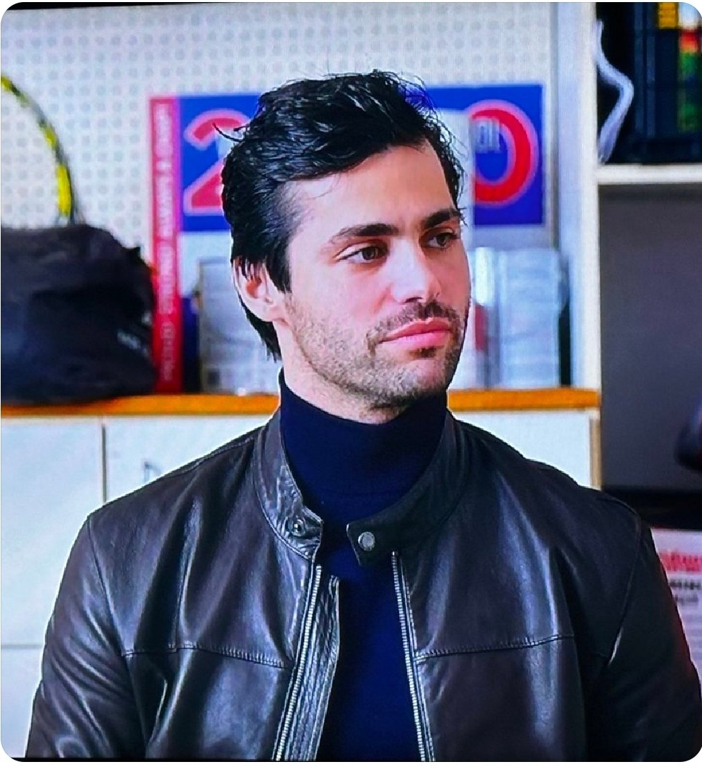 syldyl37170's tweet photo. @RVKoz_A #MatthewDaddario ๐ซ ๐๐
#DanceDads https://t.co/zJKdQgR5nB
