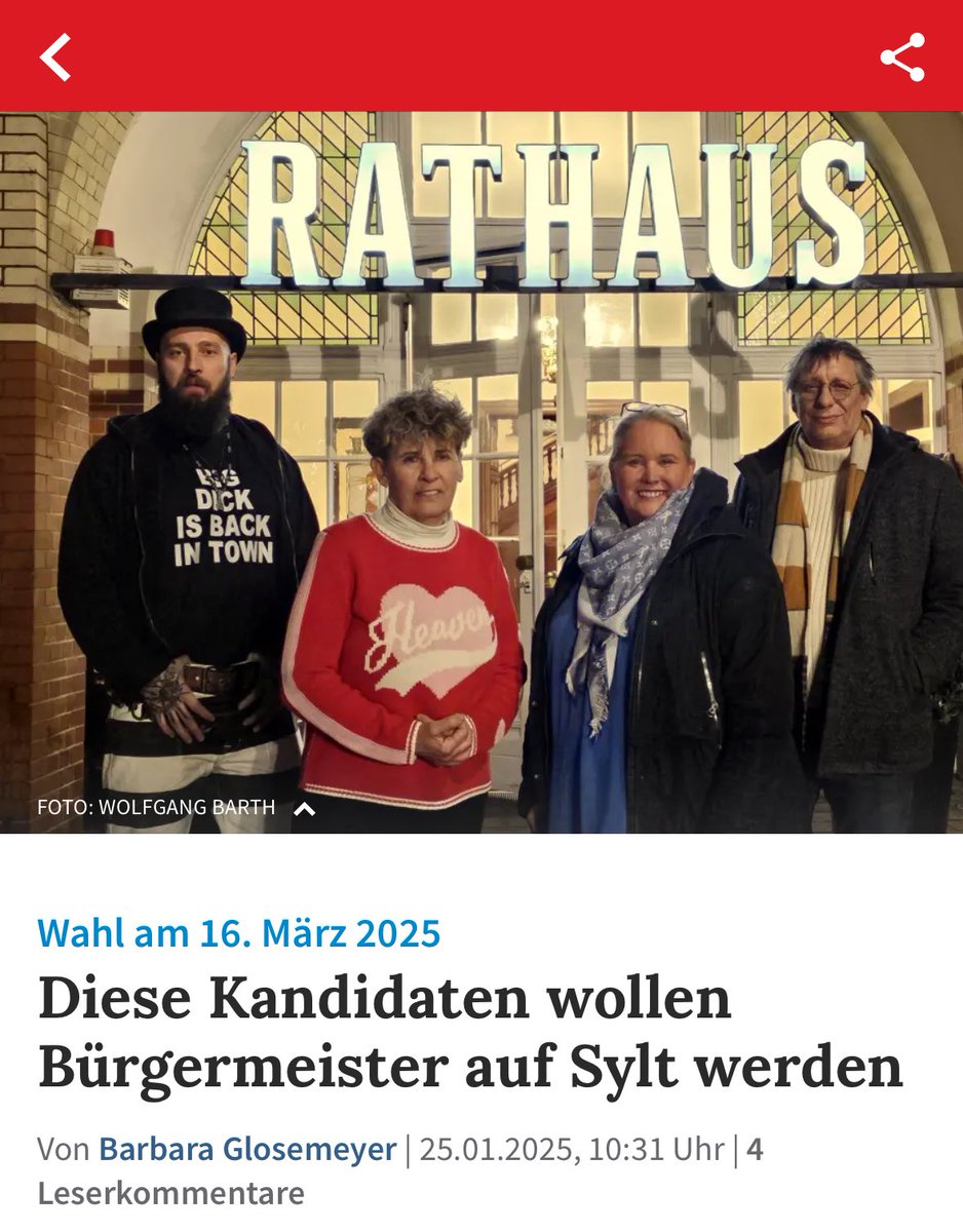 raupi_dark's tweet photo. der typ links ist ja mal so hart geil mit seinem shirt???? 😭😭😭😭😭😭😭😭😭 https://t.co/5IG2qIkAQn