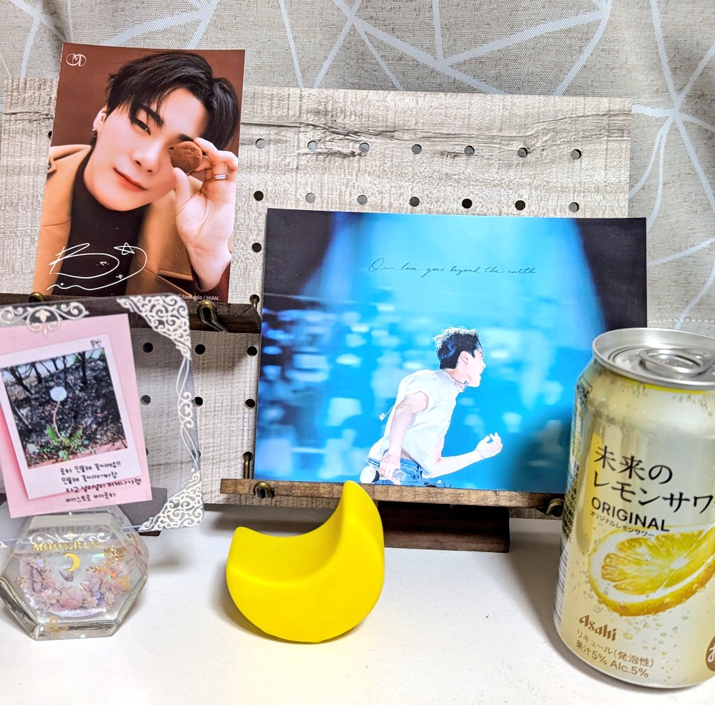 suzumama0223's tweet photo. ビニ生まれてきてくれてありがとう❤️
 #누구보다_빛나는달_빈아_생일축하해
 #ASTRO #MOONBIN https://t.co/3HAJx6yIL7