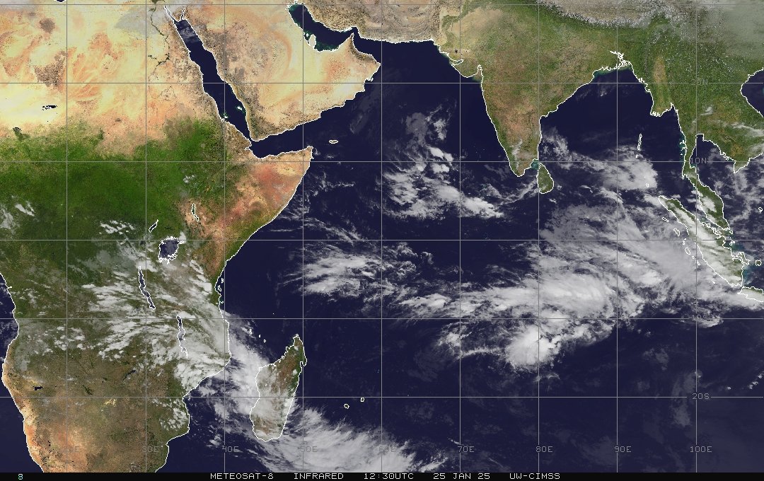 Tropical Disturbance 6 has formed in the #Mozambique Channel &amp; can become a cyclone over the next few day but regardless will produce areas of heavy rain in Mozambique &amp; #Madagascar into next week. Another cyclone can form southeast of #DiegoGarcia early next week.
