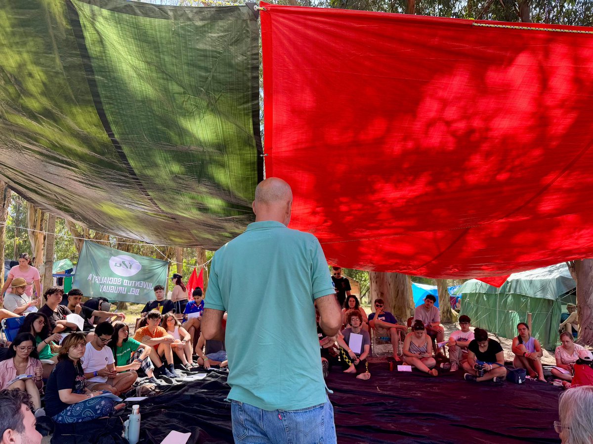 pando_jsu's tweet photo. En las 31 Tolderías de la @jsu90ps 💚 recibimos a nuestro candidato a la Intendencia de Canelones @FLegnaniSilva para intercambiar acerca de la realidad de nuestro departamento y los desafíos por delante ❤️💙🤍 https://t.co/nHmUqPiAvO