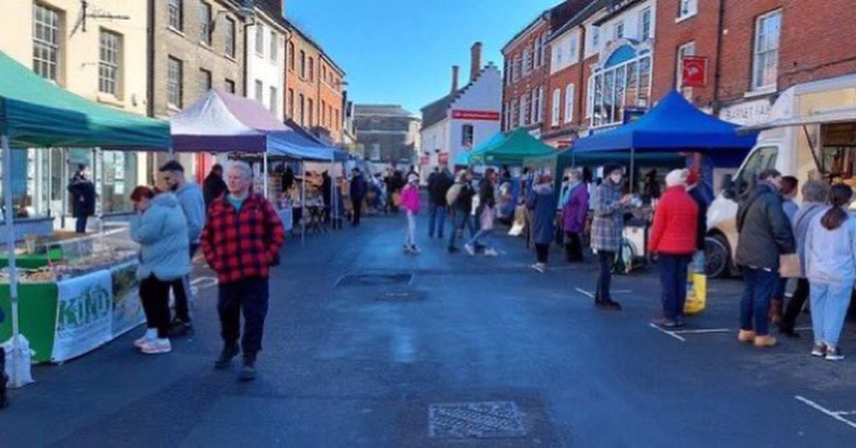 First market of the year tomorrow from 10am onwards at North Walsham Farmer’s Market!!! So come along beer lovers for a <a href="/Pantherbrewery/">Panther Brewery</a> top up of favourites such as Golden Panther and Beast of the East!!!! Cheers 🍻 🍻 🍻