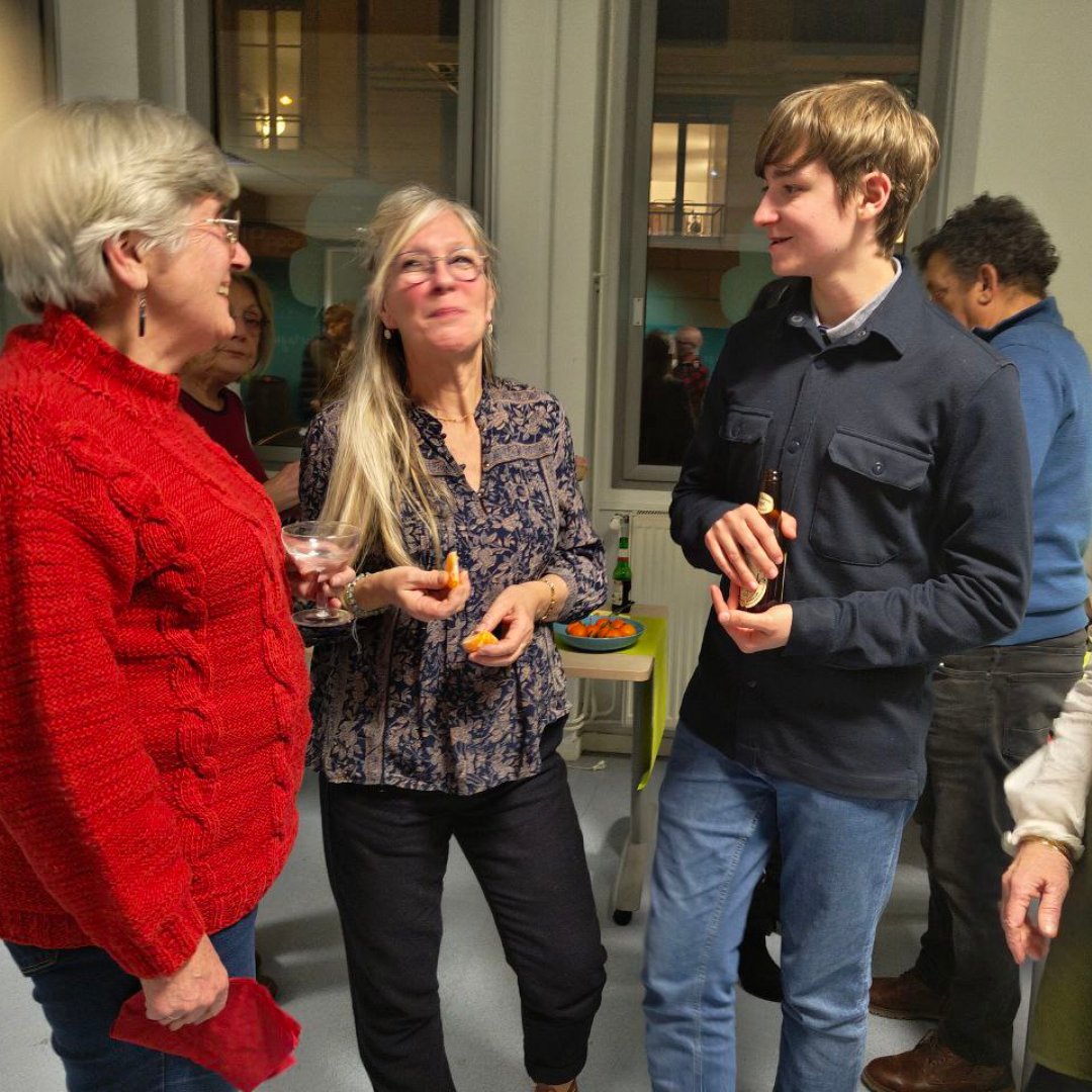 Retour sur notre première rencontre de 2025 !

Les membres de Socialistes Autrement se sont retrouvés autour de la traditionnelle galette des rois. Un moment chaleureux pour partager idées, réflexions et ambitions pour une gauche audacieuse et humaine.🌹✊