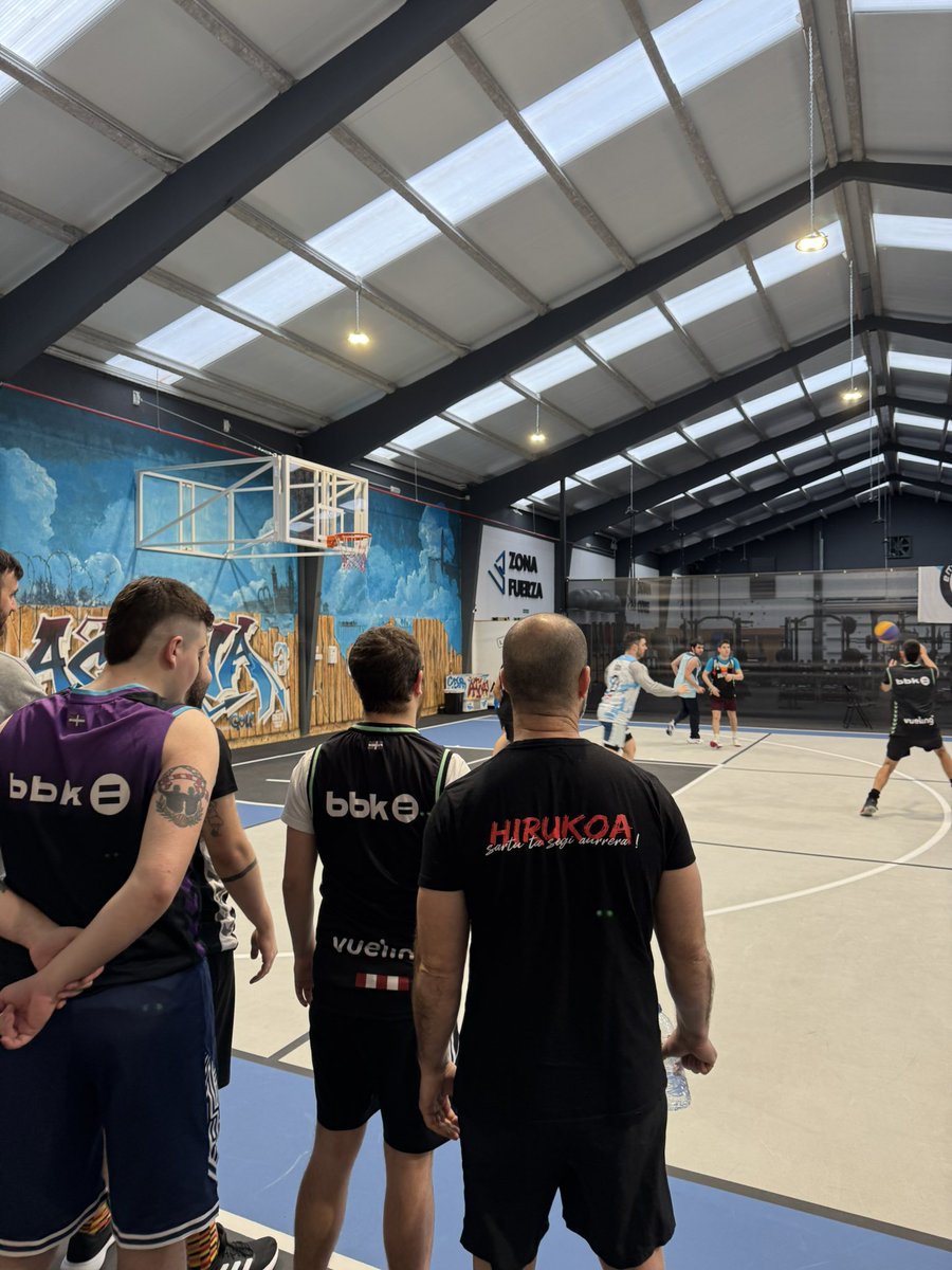 Herdeiras do Minho (@herdeirasminho) on Twitter photo Grazas a todas as peñas polo gran ambiente no torneo 3x3 de hoxe, e en especial a <a href="/EmbreogadosBL/">EMBREOGADOS BL⚒️08</a> pola inmellorable organización.
Agora a pola 7°… IMOS BREOGÁN! Grazas a todas as peñas polo gran ambiente no torneo 3x3 de hoxe, e en especial a <a href="/EmbreogadosBL/">EMBREOGADOS BL⚒️08</a> pola inmellorable organización.
Agora a pola 7°… IMOS BREOGÁN!