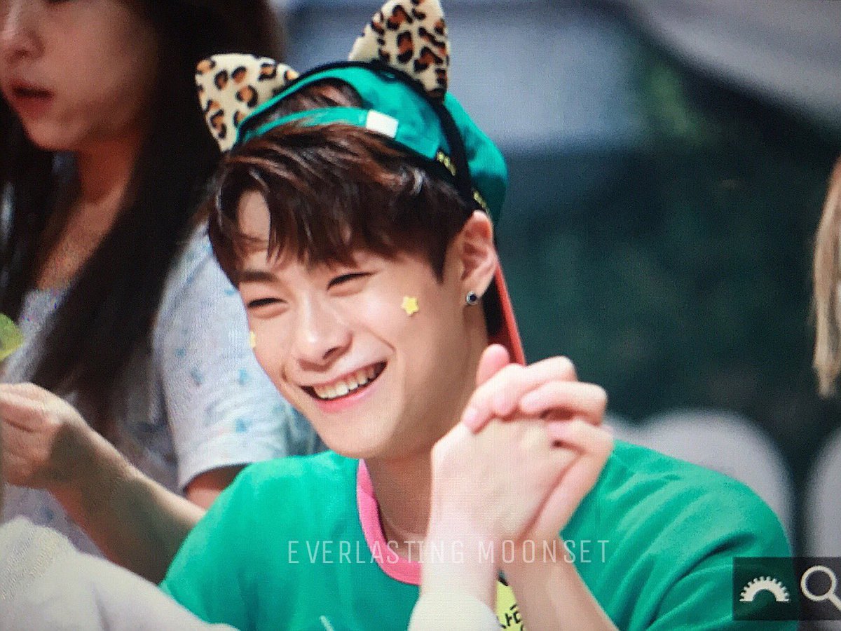 ASTRO_UP10TION's tweet photo. 웃는 모습이 너무나도 사랑스러운 멍냥이 빈아~ 생일 너무 축하해><
오늘 하루도 다른 날처럼 평안하고 다른날보다 더 행복한 하루가 되기를 보내기를 기도하며 응원할게!!! 온 마음을 다해 너무 보고 싶다♡
#누구보다_빛나는달_빈아_생일축하해 https://t.co/8ONgQ2FFbv