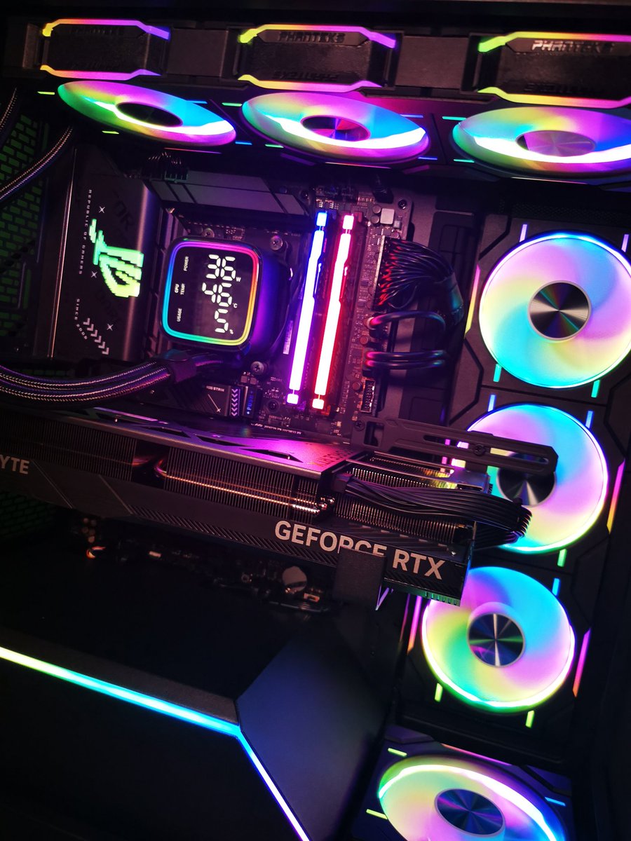 TomoTheTechie's tweet image. Possibly the last 40 series computer I'll be building, it was a good run, but it's time to move over to the 50 series 🫡

If you're thinking about buying a new computer, we've got you covered!

Don't hesitate to fire me a message if you're interested ✉️