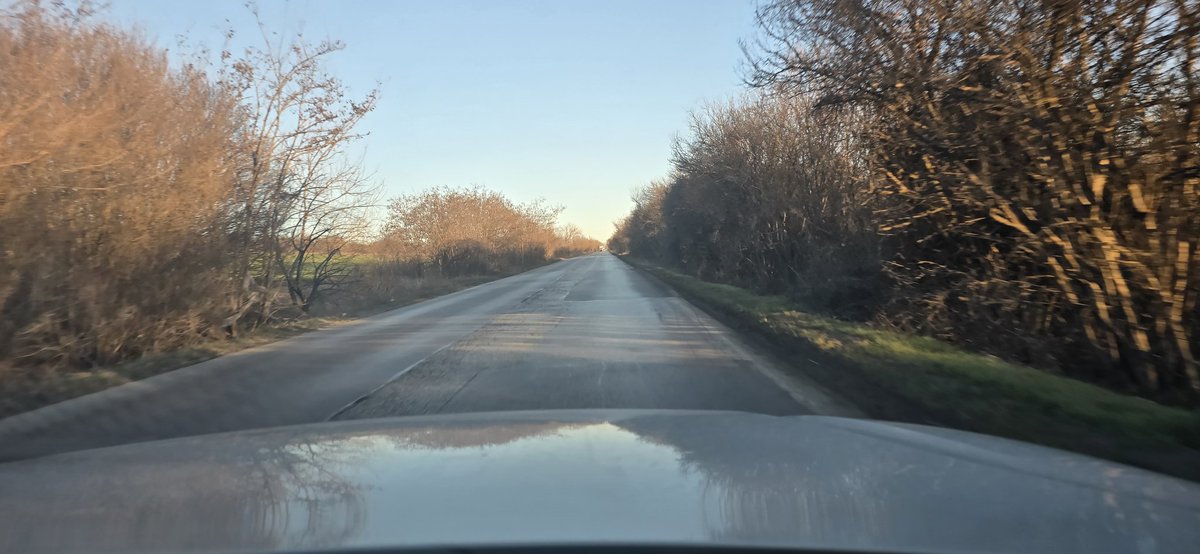 TateTripCoin's tweet photo. The road ... 100 shades of grey! https://t.co/1IsAcueGIq