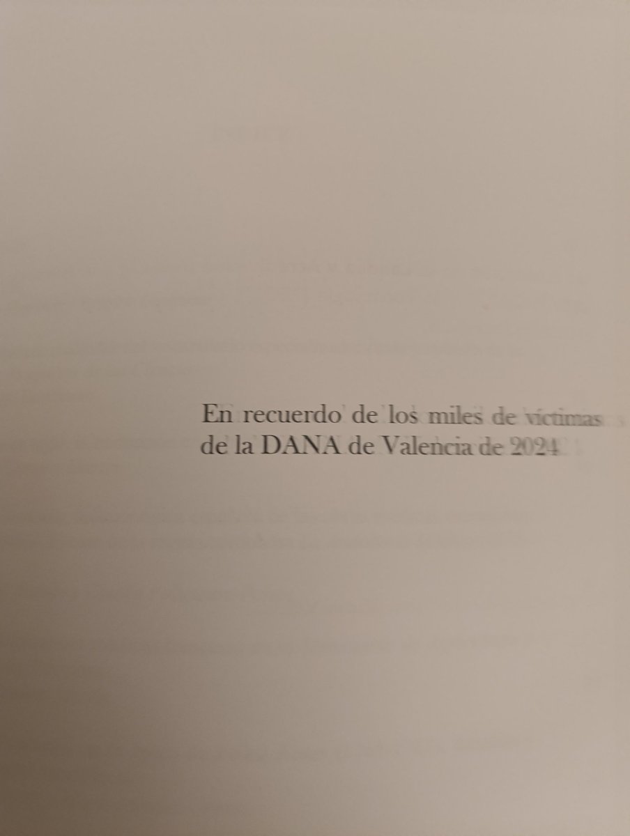 M_AlvarezJurado's tweet photo. Muy feliz  de colaborar juntos a @G_Policastro en este magnífico volumen editado en ed. Vertere de @Hermeneus_Trad de la @FacultadTeIUVa Facultad Traducción e Interpretación  por mis queridas Julia Pinilla y Brigitte Lépinette de la @UV_EG Valencia @CordobaCiencia @tradiesuco https://t.co/VIPcWZkSNb