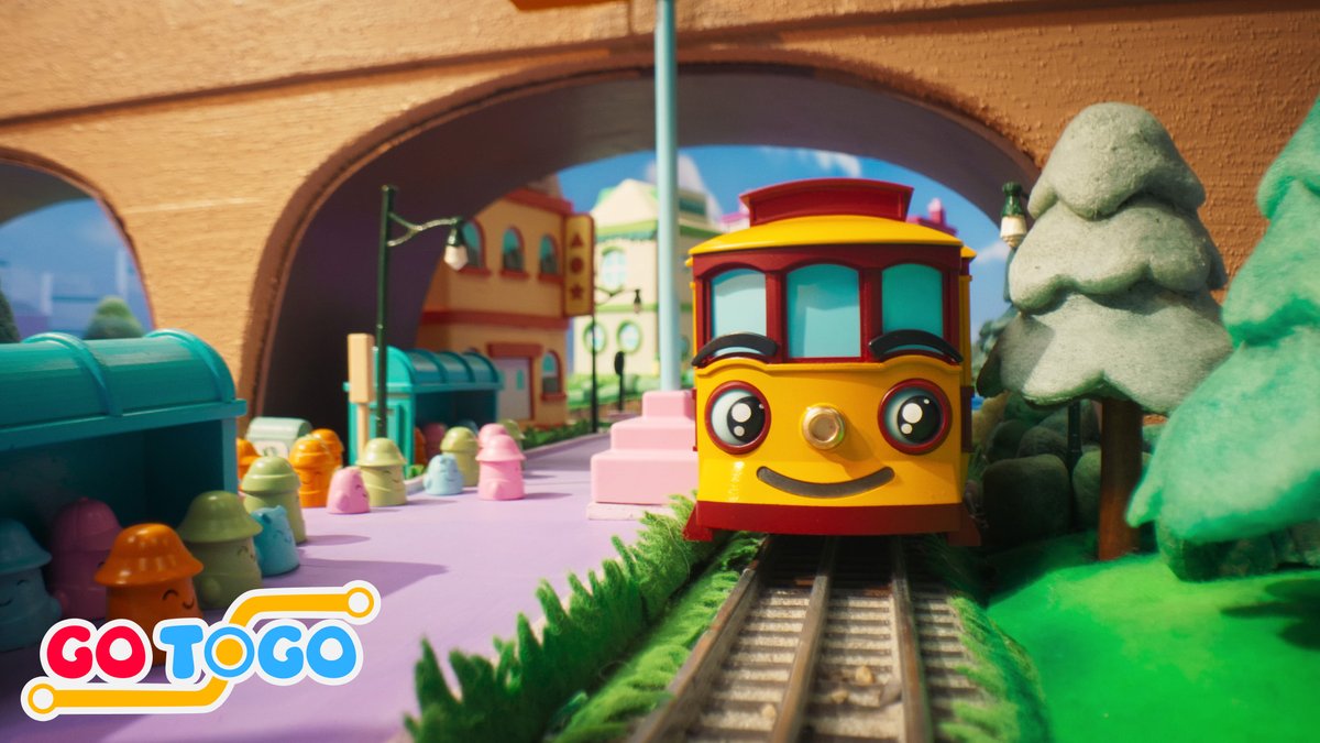 Filming Stella the streetcar in #GoTogo 🚋 <a href="/CBCKids/">CBC Kids</a>