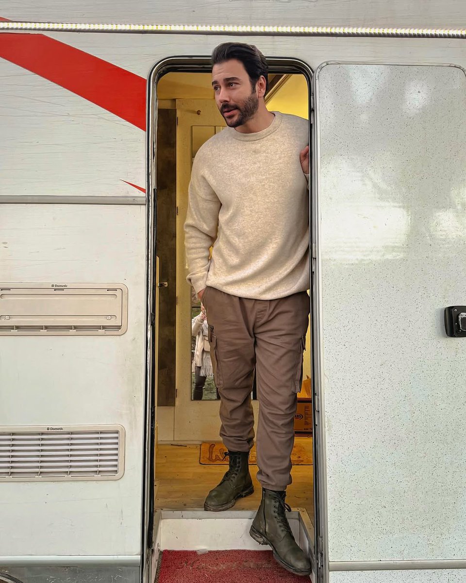 #TemelliMisafir setinden #OğuzPeçe 💥