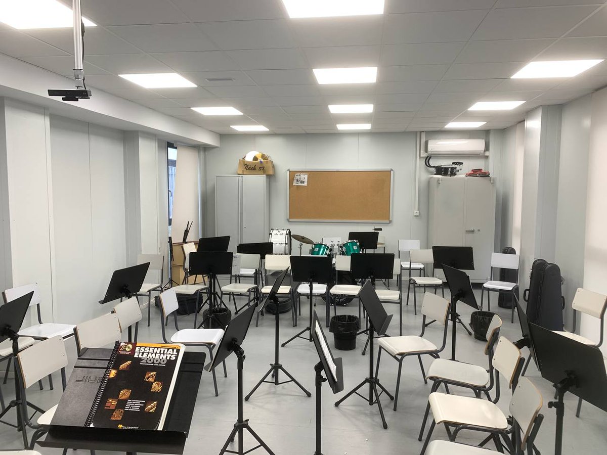 EvaFdezCabani's tweet photo. 🧩 Programa MentorActúa
🎷Proyecto Yamaha ClassBand en el IES Jane Goodall: La Banda del cole
🪂 Participan en @CanSatSP de @EseroSp
🌍 Planetario y taller de meteoritos
🏣 Tardes abiertas: espacio educativo
✨️Y más espacios en la próxima visita!
#IF_CMadrid https://t.co/PyuFDTZLC8