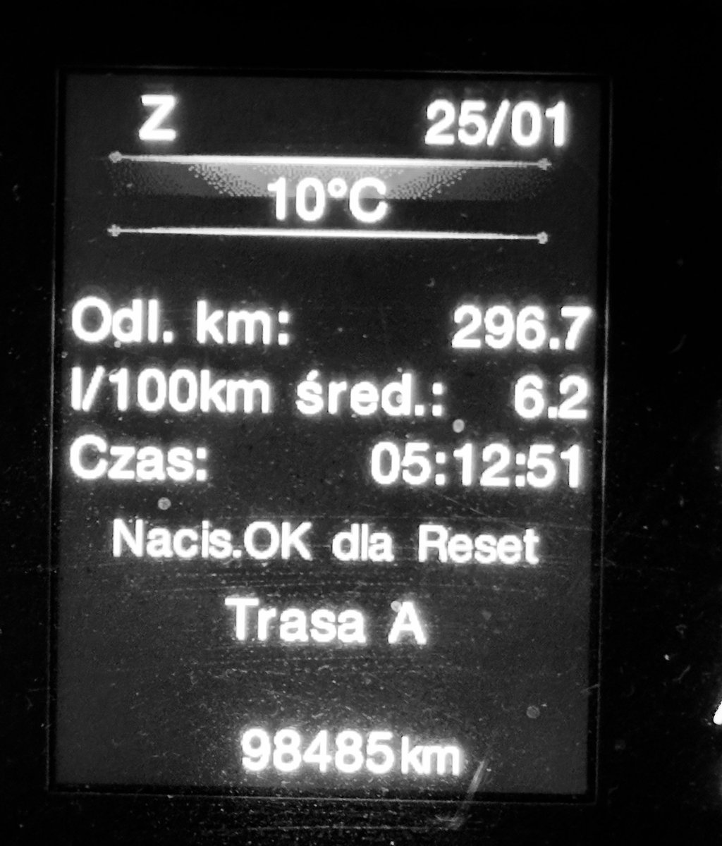 Zielony666's tweet photo. EPICKI Trening na @polana_dcs wjechał jak Złoto!!!
Tylko Garmin coś słabo :)))
Ekipa zmęczona, ale wszyscy żyją!!!
Kawa i dom \m/ #NaPolanie #Basketball #PlkPl #OverkillPl https://t.co/svhfs5ucUc