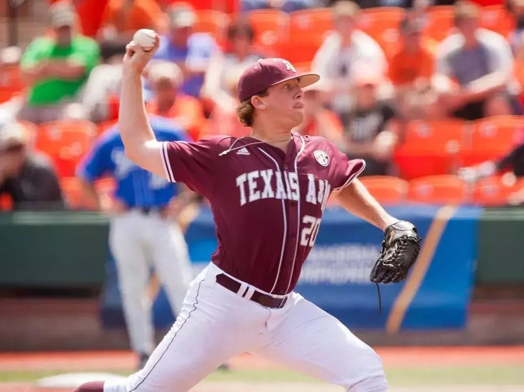 OlsenSection203's tweet photo. 20 #DaysToAggieBaseball 

@jacksonappel1 
@JasonJester20 https://t.co/oTnm9UW9Zm