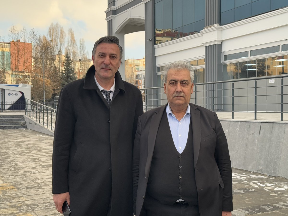 Van 8. İl kongresinde İl yönetimine giren Gürpınar eski ilçe başkanımız sn. <a href="/tahagngr/">Taha GÜNGÖR 🇹🇷</a> ‘ü tebrik eder başarılar dileriz. 
<a href="/SamilogluFaruk/">Faruk Samiloglu</a>