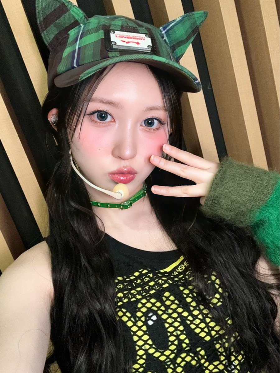 gaeulfile's tweet photo. #GAEUL #IVE https://t.co/gzFNUGt48D