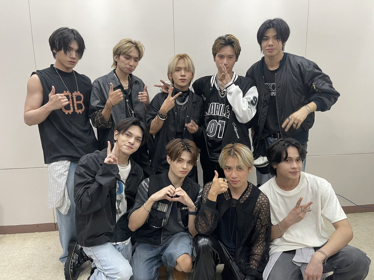 GenZixOfficial's tweet photo. [EVENT PHOTOS] #GenZix

🪧 PPOP FAN FEST
📍SM CITY MARILAO

- with bro NEW:ID 

#DontPickMeByGenZix #LSSByGenZix #SalarinByGenZix #PPOP https://t.co/2lO4XKG7Kc
