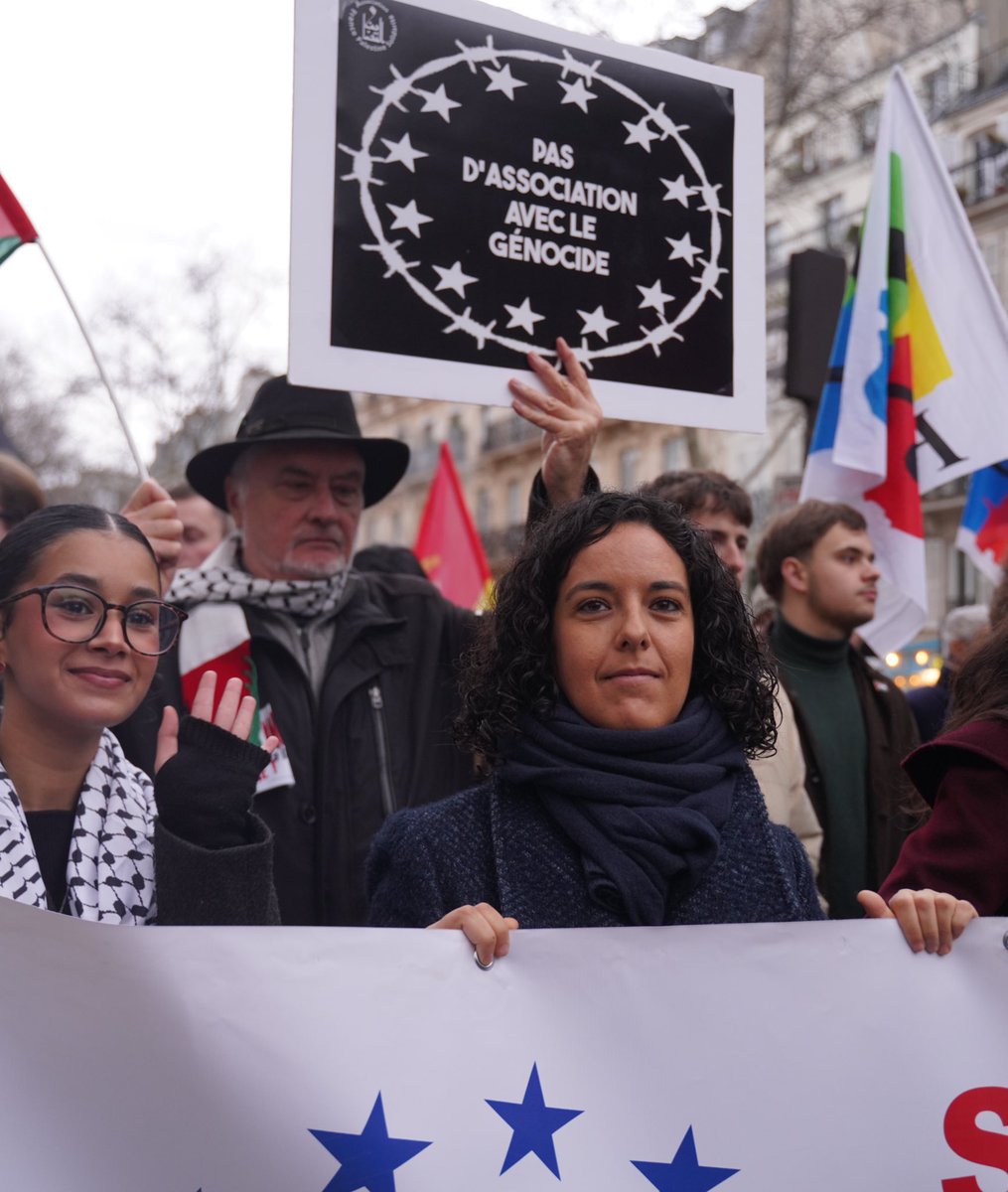 ManonAubryFr's tweet image. Nous continuons à nous mobiliser pour la Palestine ! 

Les armes se sont tues à Gaza. Mais le supplice des Palestiniens est loin d'être fini.

La 🇫🇷 et l’🇪🇺 doivent agir pour la paix, trainer les coupables du massacre devant la justice et mettre un terme à la colonisation.