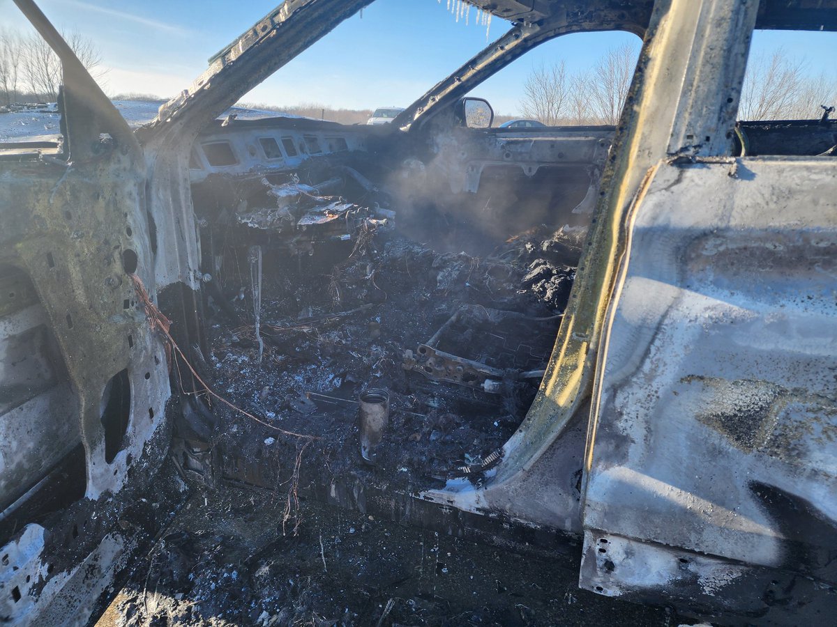 101Raven's tweet image. My @YETICoolers @BruMateTweets and my @HydroFlask didn't make it out of the fire.... lost my car and my drink ware