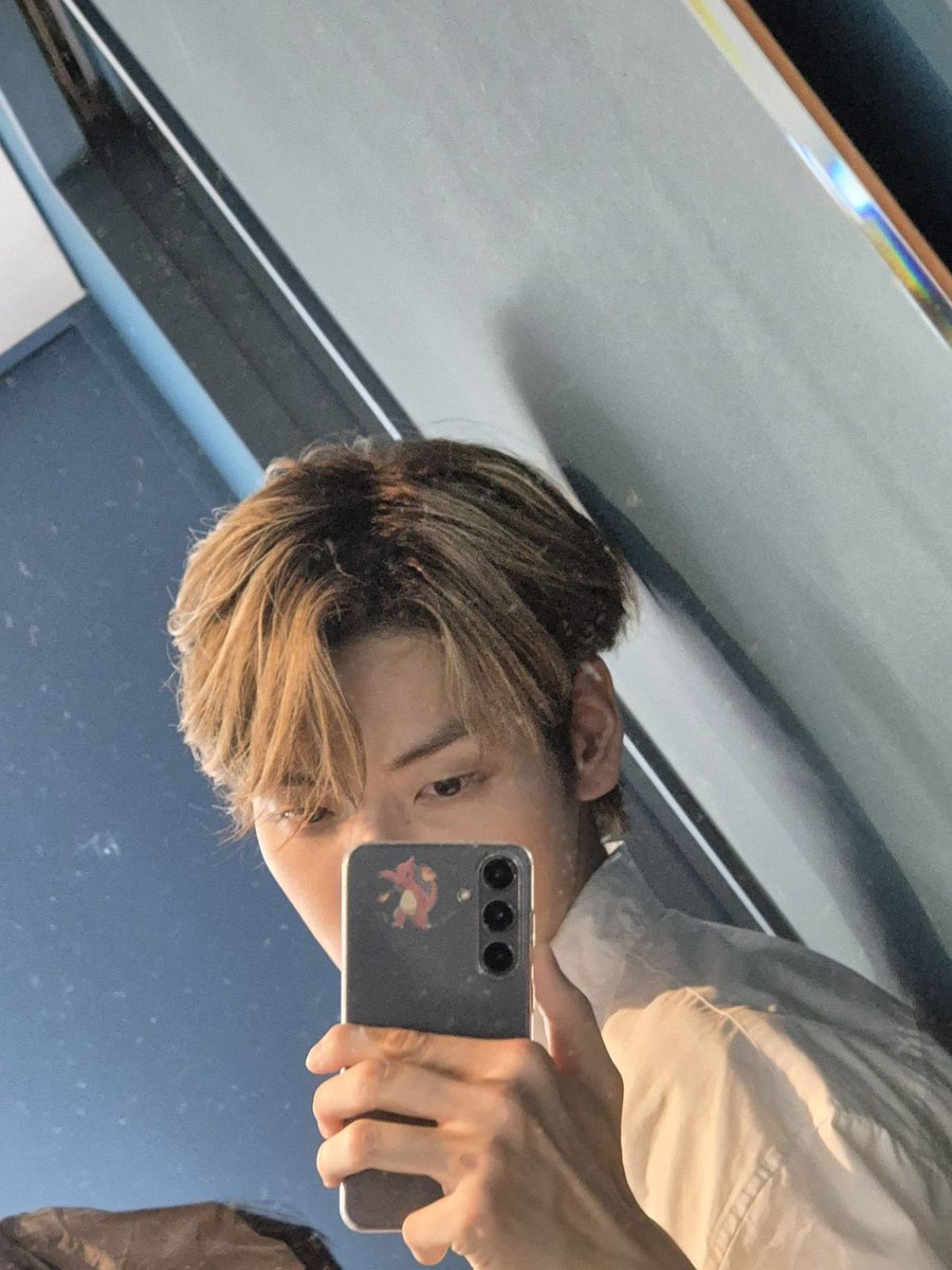 soobin vampire (@vampiresbn) on Twitter photo 