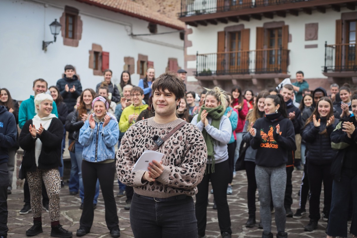 Aroztegiko auzipetuen aldeko manifestazioan parte hartzeko deia egin dio Ernaik euskal gazteriari naiz.eus/eu/info/notici…