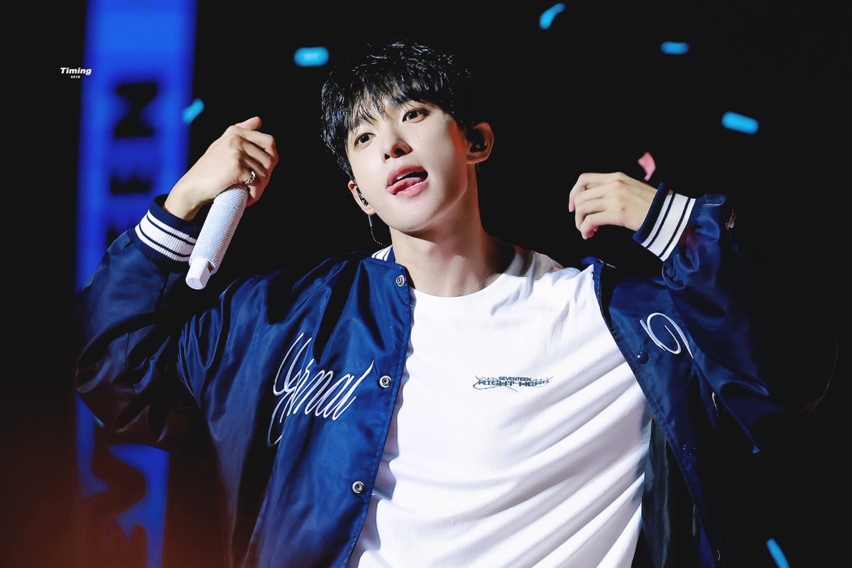 Timing_0218's tweet photo. 250125 🫳🏻🫳🏻🫳🏻

#도겸 #ドギョム #DOKYEOM #세븐틴 #SEVENTEEN https://t.co/EXKJqmeAmM