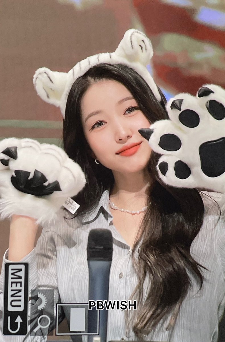 PBwish1207's tweet image. 250125😽😽😽
#여자친구 #소원 
#GFRIEND #SOWON
@GFRDofficial