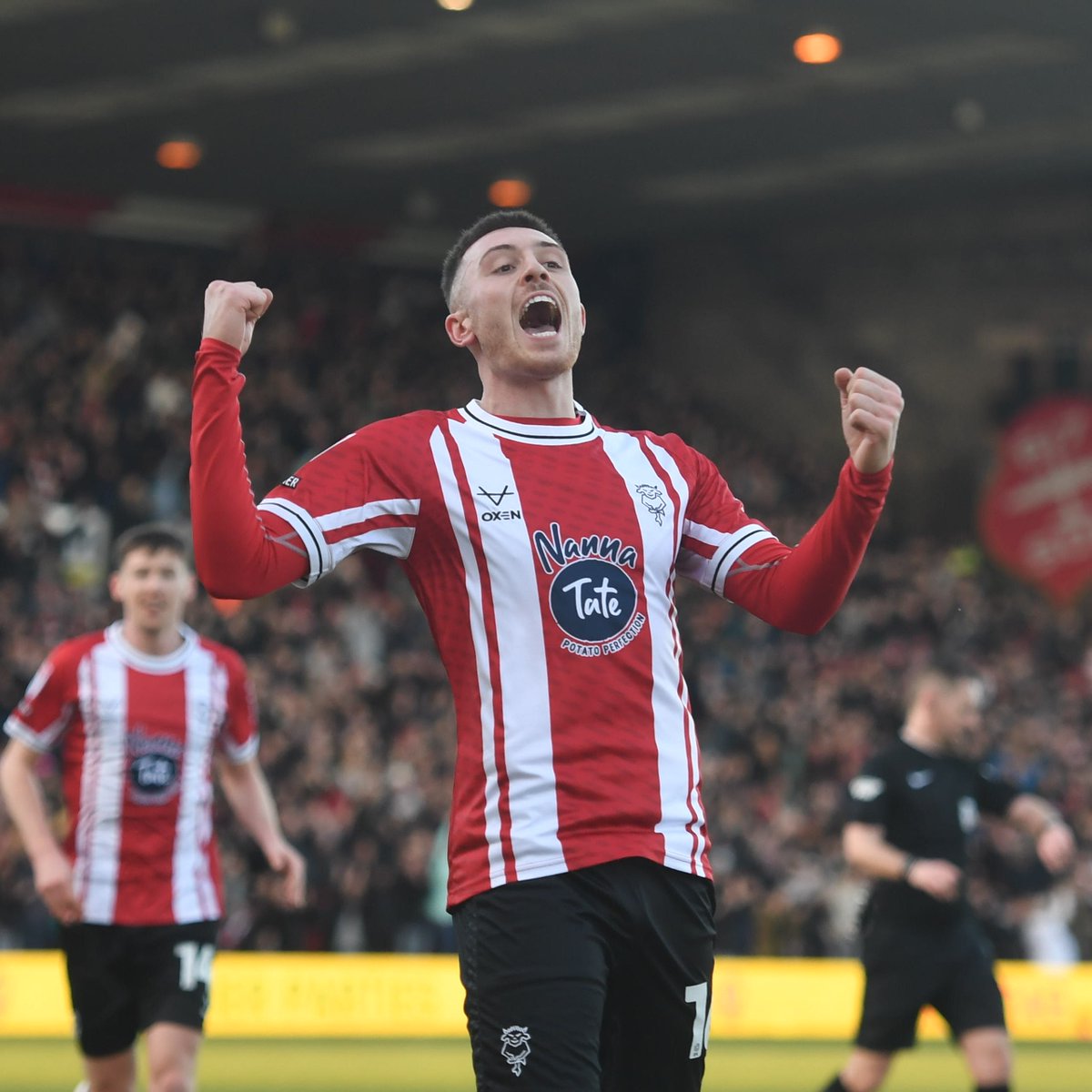 Lincoln City FC 🇺🇦 tweet media