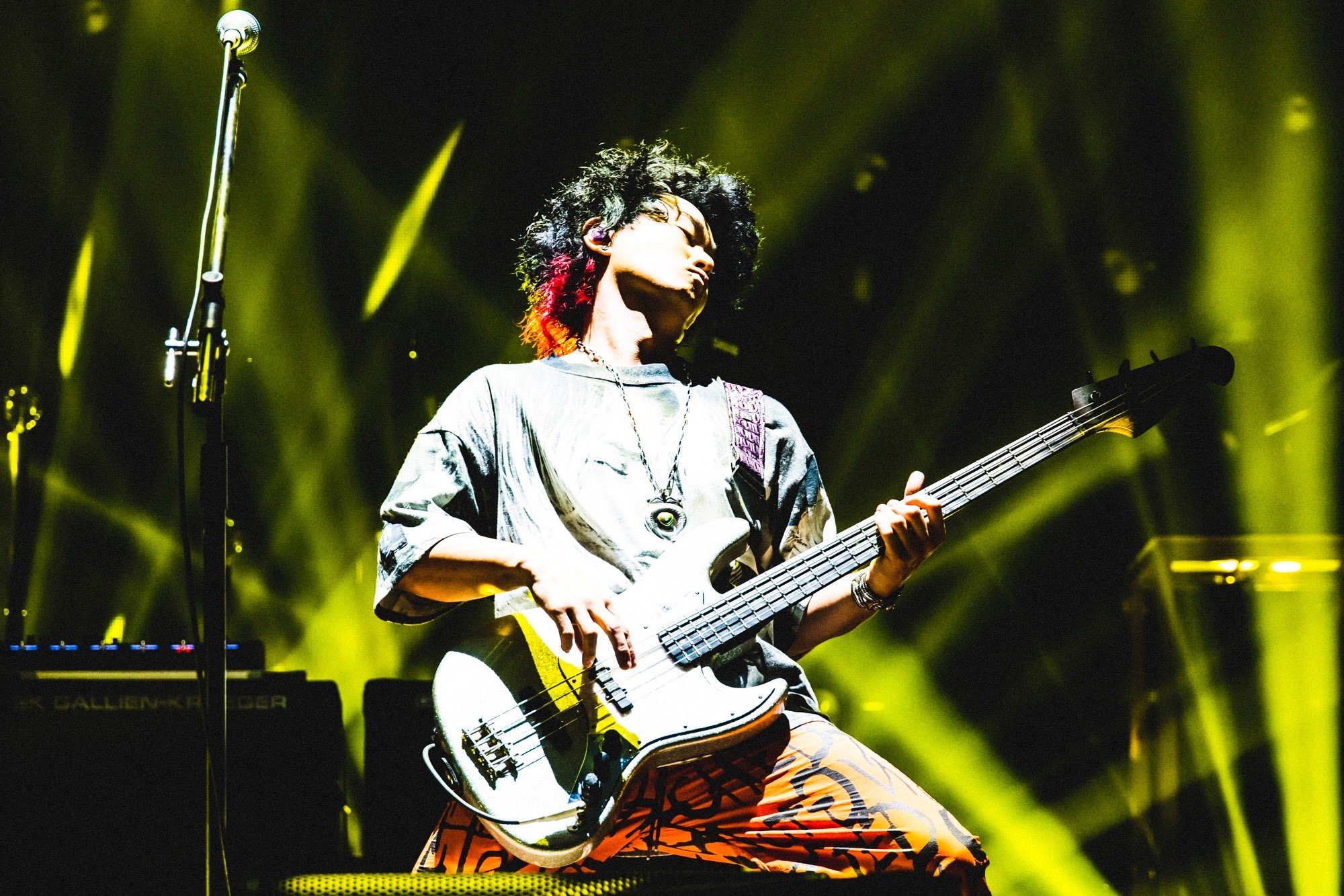 SUPER BEAVER 上杉研太 パネル 上杉研太（B / SUPER BEAVER）（Photo by AZUSA TAKADA