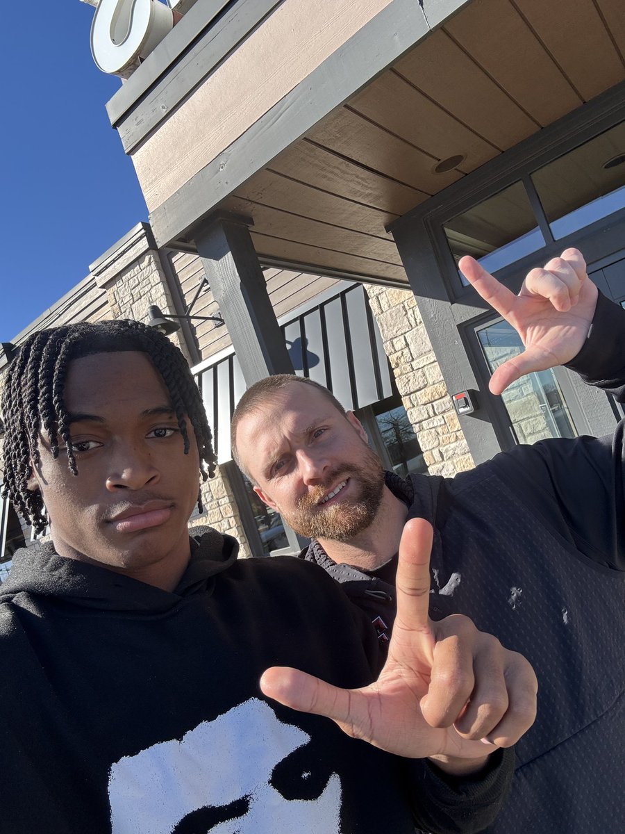 Chenelcia Spencer (@chenel_spencer) on Twitter photo Thanks <a href="/CoachRGreene/">Rob Greene</a> for taking time out your day to spend lunch with <a href="/BraygoinD1/">Braylan McDonald</a> getting to know him better one on one. Your kind words of him were truly sweet. I’m honored to be sending you “one heck of a kid!” #wreckem 👆🏾#Safety #DB #2025 Thanks <a href="/CoachRGreene/">Rob Greene</a> for taking time out your day to spend lunch with <a href="/BraygoinD1/">Braylan McDonald</a> getting to know him better one on one. Your kind words of him were truly sweet. I’m honored to be sending you “one heck of a kid!” #wreckem 👆🏾#Safety #DB #2025