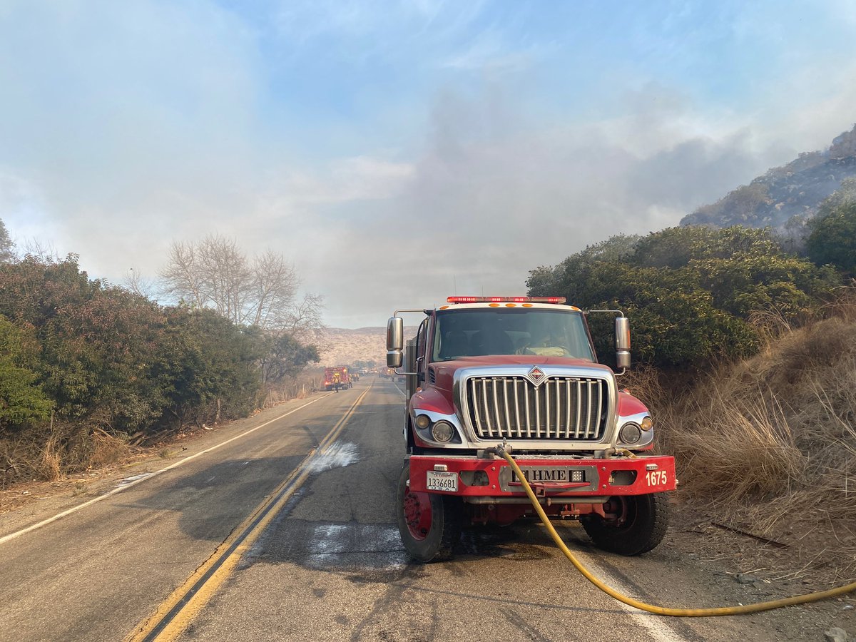 CAL FIRE/San Diego County Fire tweet media