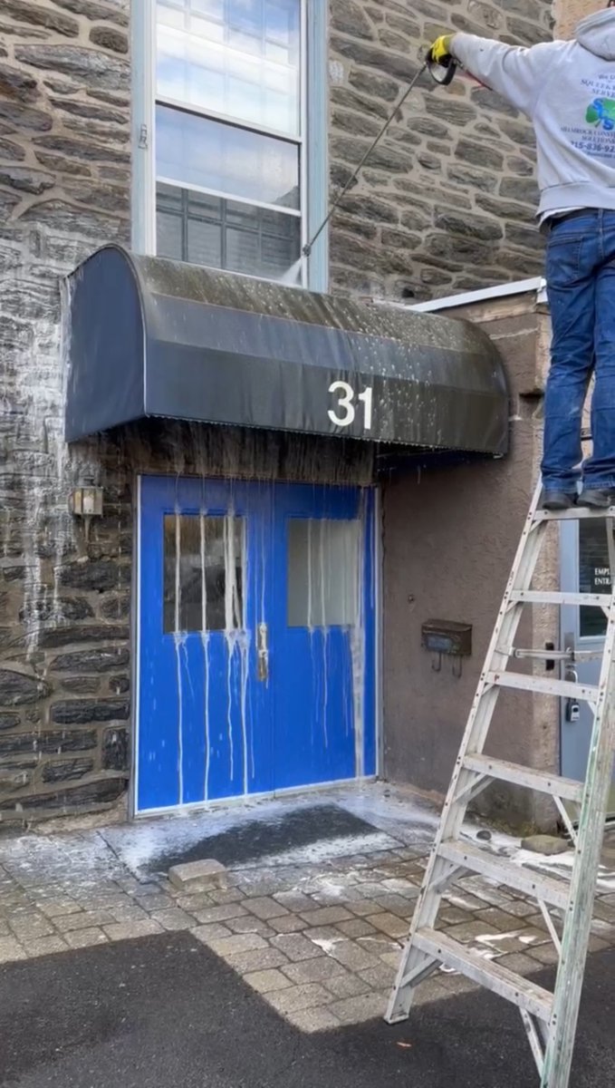 SCSsince1986's tweet photo. At Squeeky Clean Services, we specialize in power washing solutions that breathe new life into your commercial property. 

💦✨ From storefronts and sidewalks to parking lots and building facades, our expert team uses top-of-the-line equipment to remove dirt, grime, and stains, ensuring your business shines bright.

Ready to make your business stand out? Contact Squeeky Clean Services today and let us help you put your best foot forward! 📞🏢
#powerwashing #beforeandafter #businessmakeover #squeekycleanservices