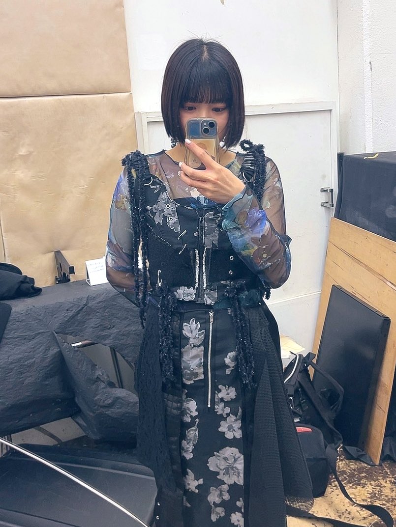 bananamuri's tweet photo. 今日のライブ衣装は友達が手作りしてくれましたほんとにありがとう https://t.co/v0X43QcdqY
