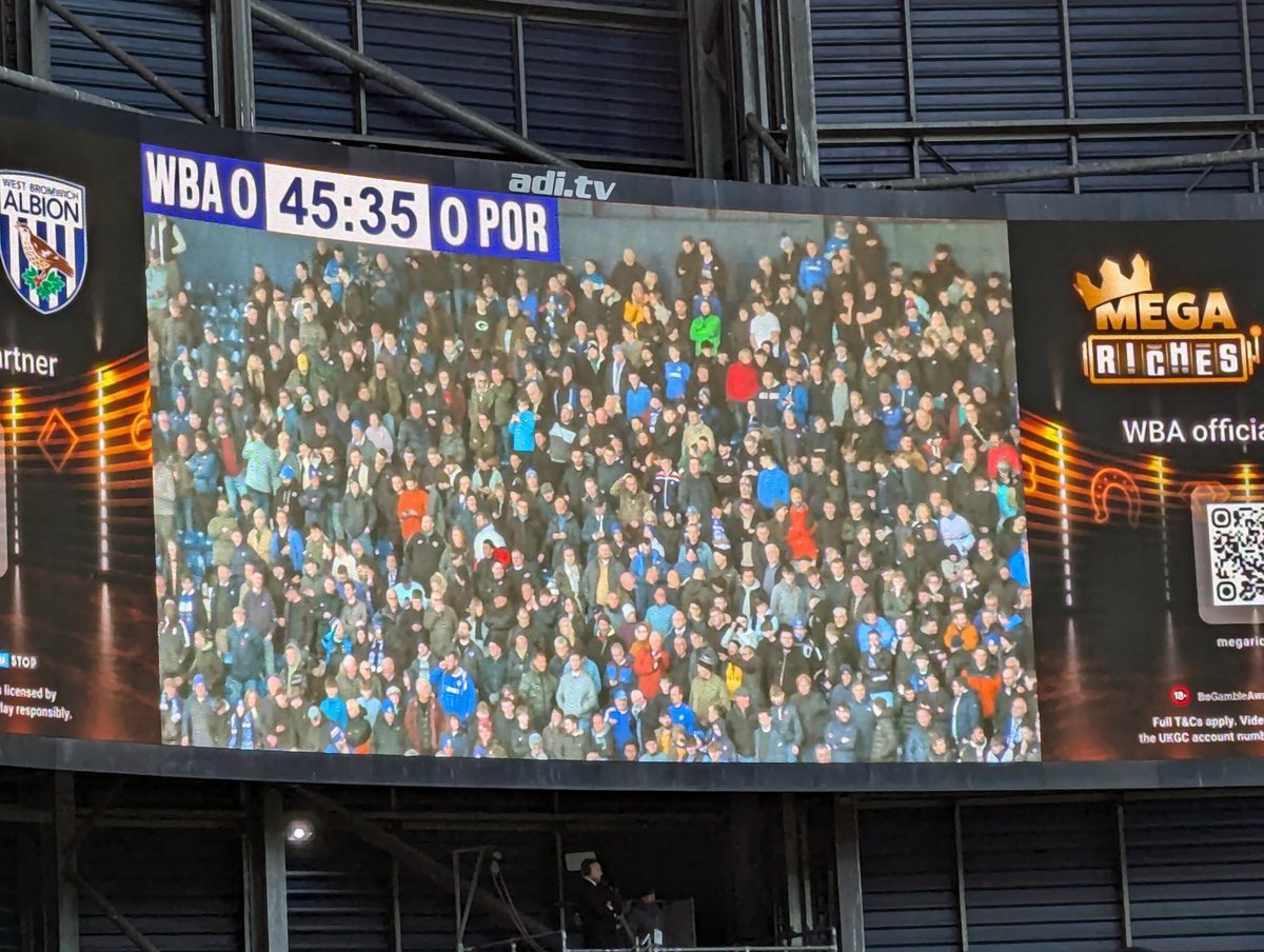 Lizzie 💕𓅪 tweet media