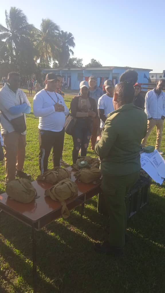 <a href="/etmpahb4/">ETMPAHB4</a> en la primera fila.defendiendo la Revolución. #Bastion2024, #PuebloUniformado, <a href="/GrupoAlimentos/">Grupo de Alimentos</a>,<a href="/MincinCuba/">Comercio Cuba</a>, <a href="/bets/">bets.gg</a>