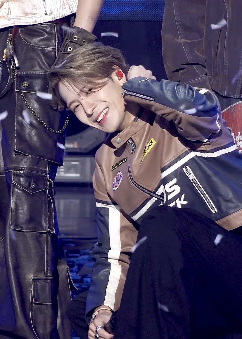 NiceTy4's tweet photo. สดใสมากกกกกกกกกก ความสุขของแจ็คสันตลบอบอวลไปหมด 🥹🥹🥹 #JacksonWang https://t.co/oqEVCOpTQ8